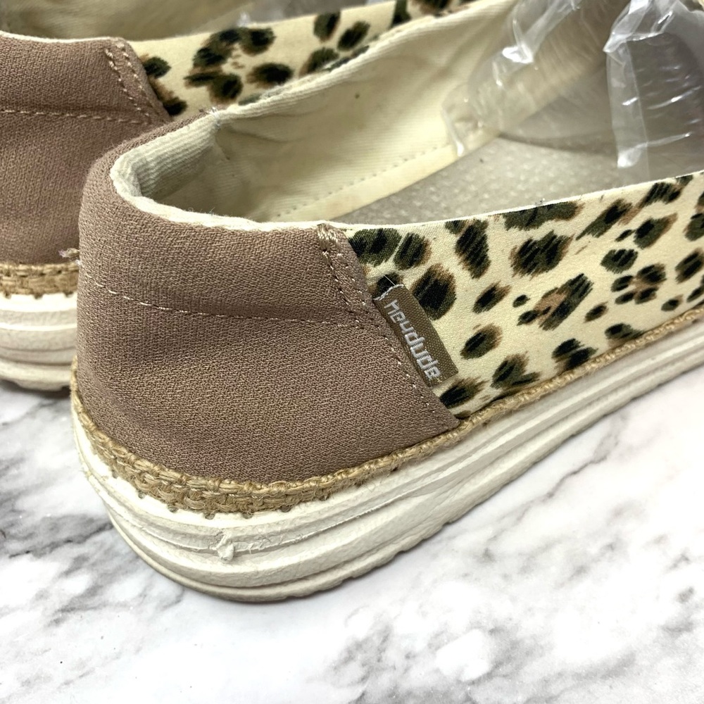 Hey Dude Lena Leopard Print Slip-Ons 9/40 Comfy Sporty Resortwear Casual Preppy - Picture 13 of 13